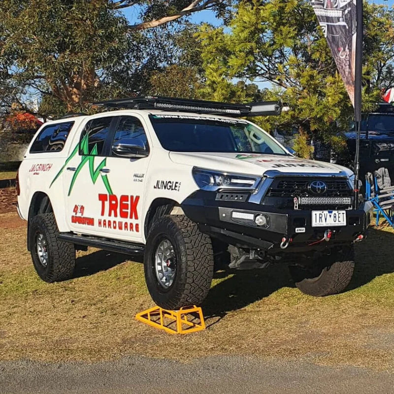 Toyota Hilux 2020+ Bullbar - Image 4