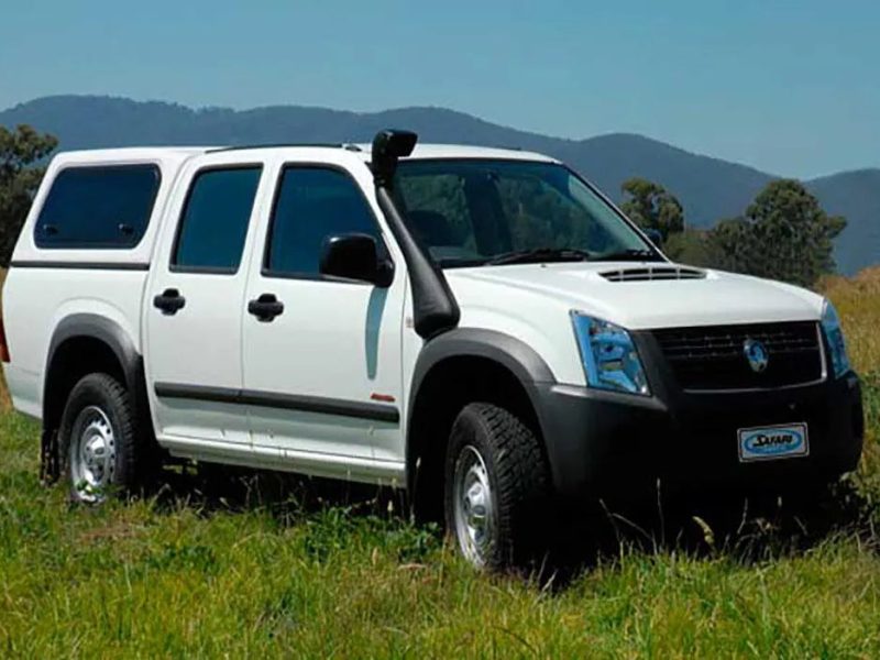 4X4 SNORKEL for the GM/Isuzu D-Max 10/2008 - 05/2012 3.0L Diesel Safari Part Number: SS165HF